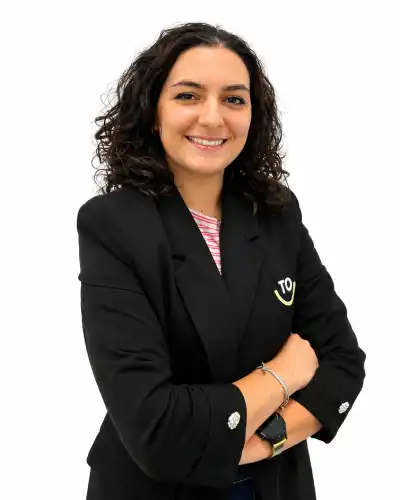 Serena Saiu, Receptionist